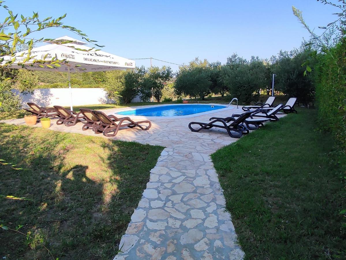 Apartment Arba 1 With Heated Pool Rab Town Luaran gambar