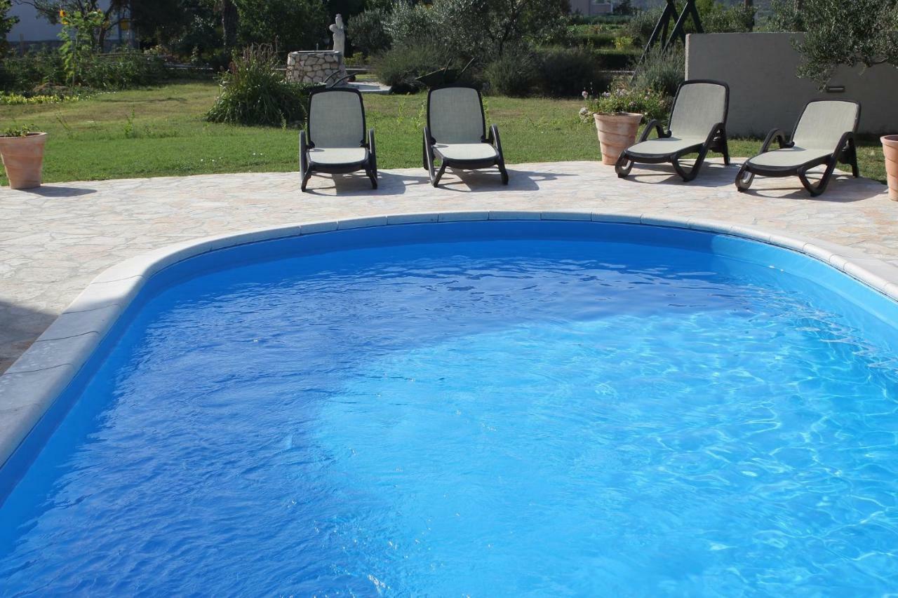 Apartment Arba 1 With Heated Pool Rab Town Luaran gambar